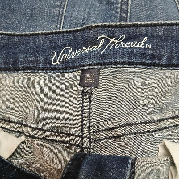 (2) Universal Thread Size 16 Mid-Rise Blue Denim Cuffed Hem distressed shorts - Picture 4 of 8